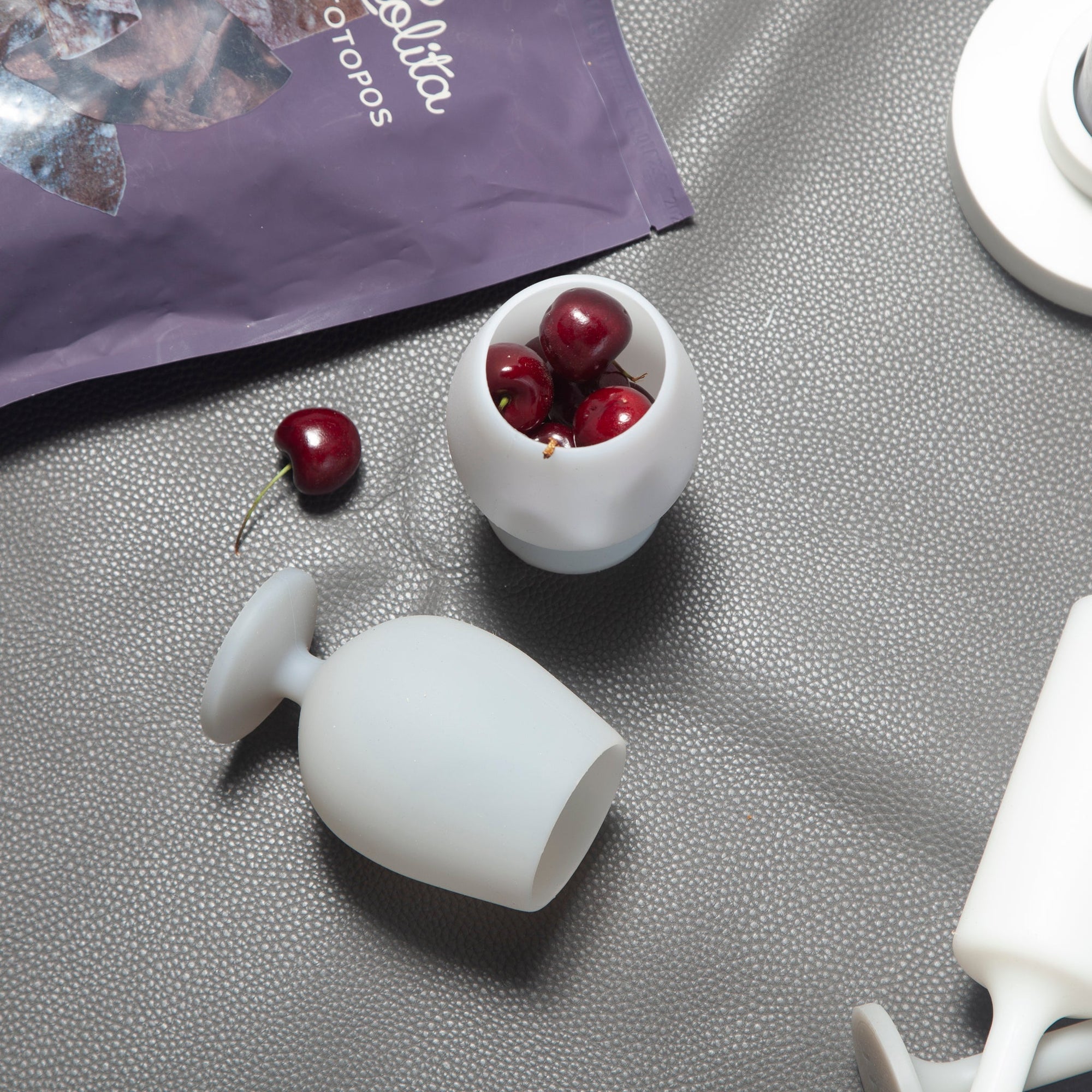 blanc + dove | stemm | silicone unbreakable wine glasses - porter green | style + sustainability