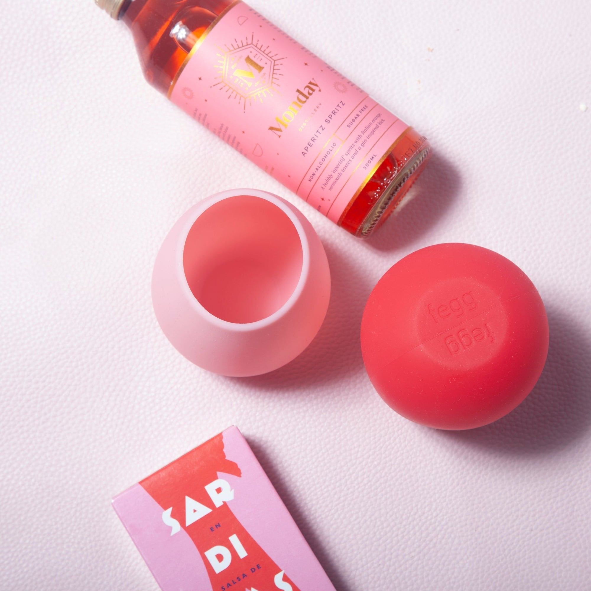 cherry + blush | fegg | silicone unbreakable glasses - porter green | style + sustainability