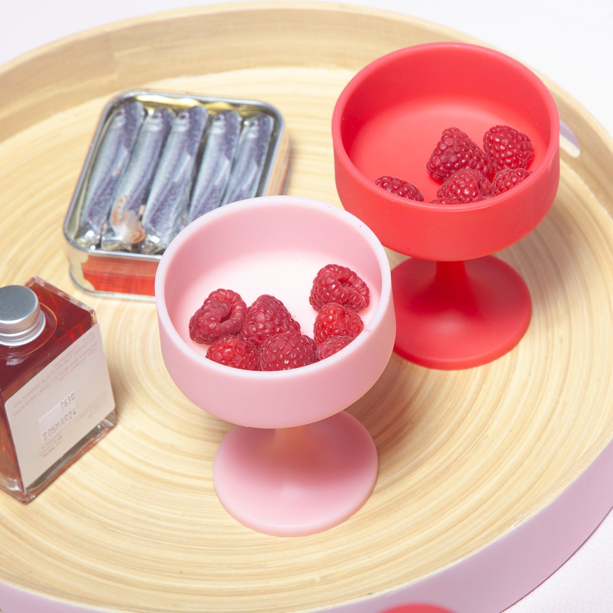 cherry + blush | mecc | silicone unbreakable cocktail glasses - porter green | style + sustainability