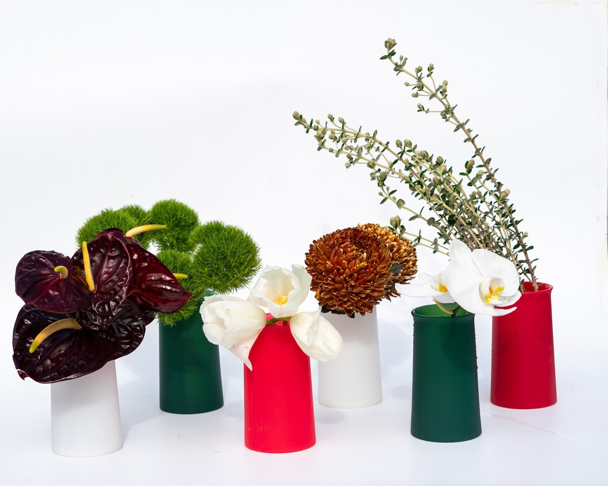 holiday cranberry | stegg | silicone unbreakable highball glasses - porter green | style + sustainability