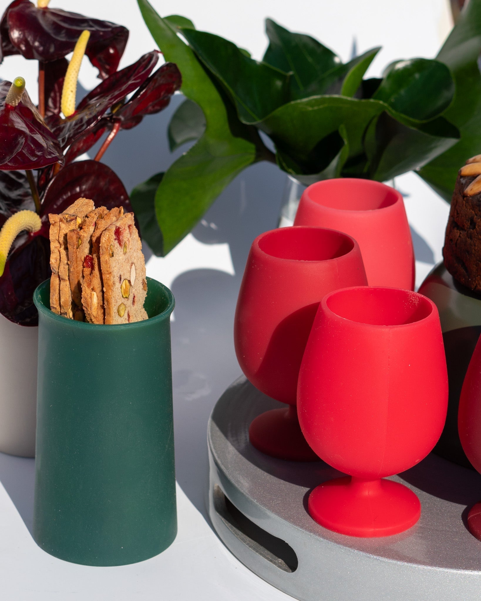 holiday cranberry | stemm | silicone unbreakable wine glasses - porter green | style + sustainability