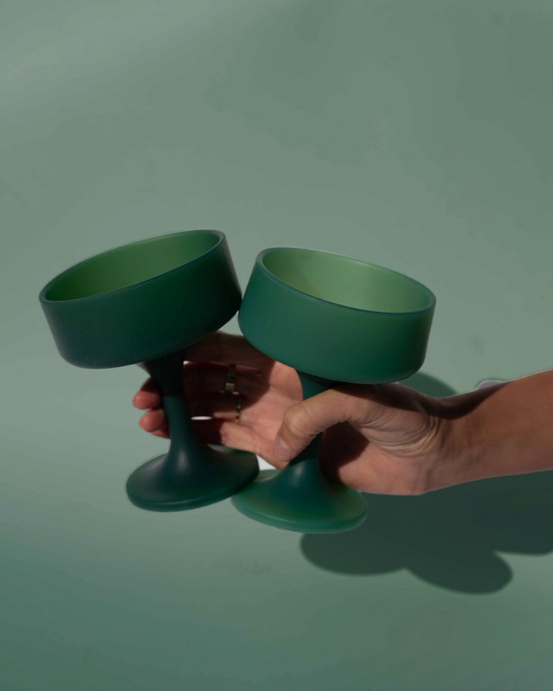 holiday mistletoe | mecc | silicone unbreakable cocktail glasses - porter green | style + sustainability