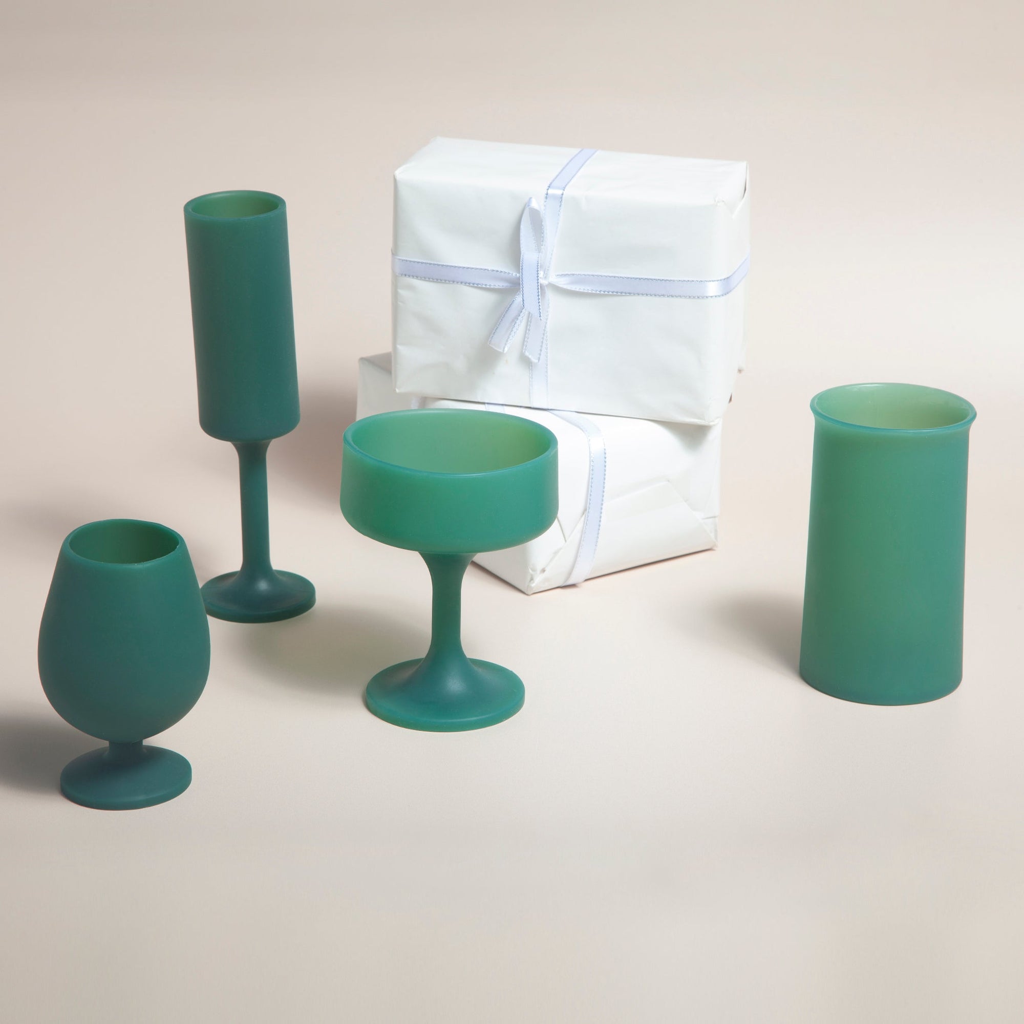 holiday mistletoe | stegg | silicone unbreakable highball glasses - porter green | style + sustainability