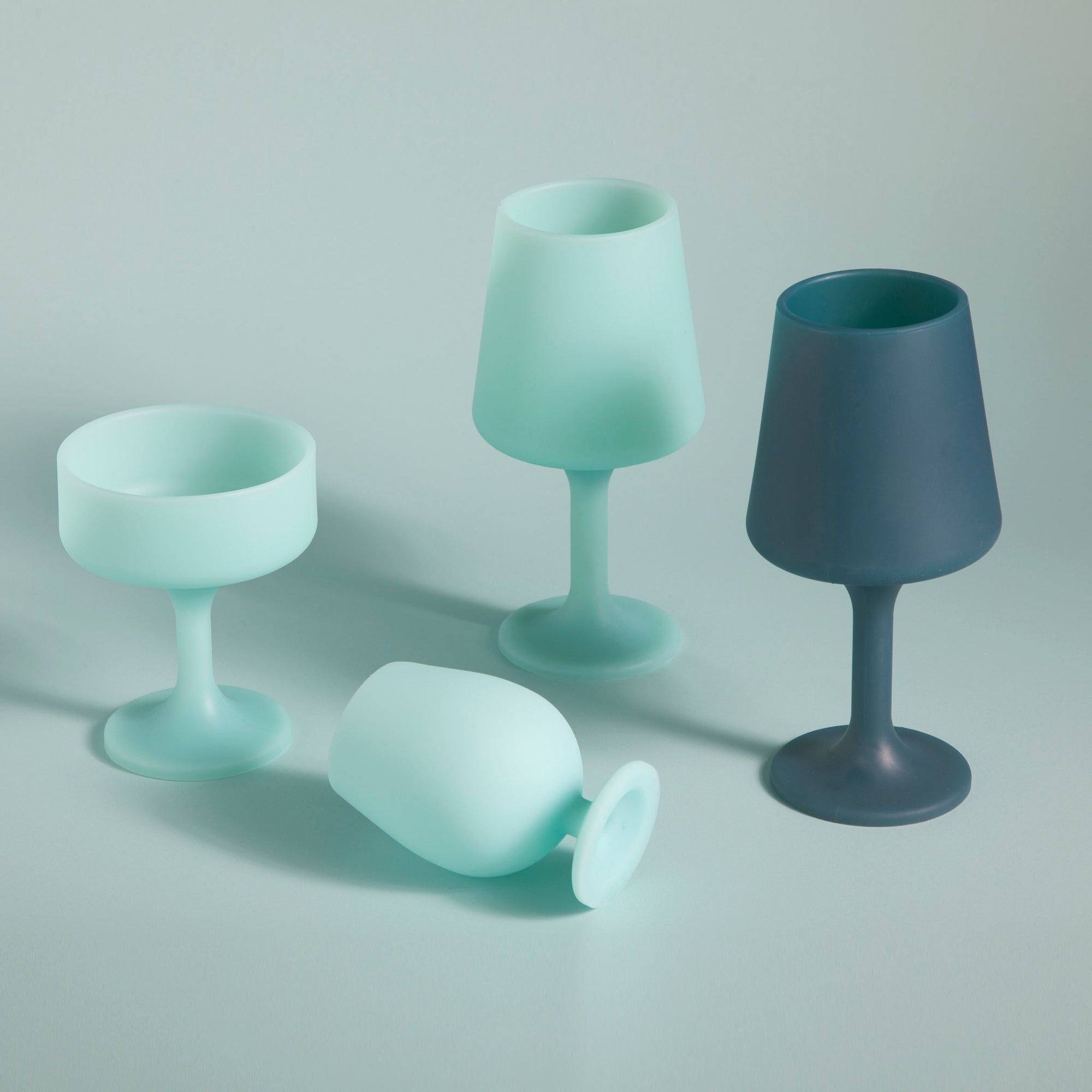 mist + ink | mecc | silicone unbreakable cocktail glasses - porter green | style + sustainability